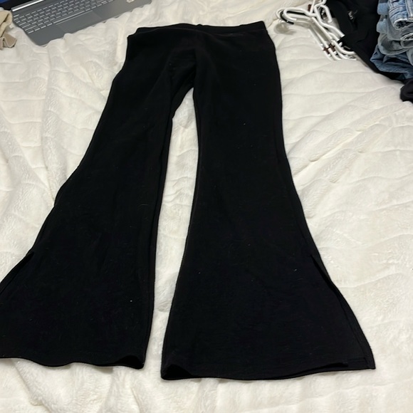 Black flare pants - Picture 1 of 2